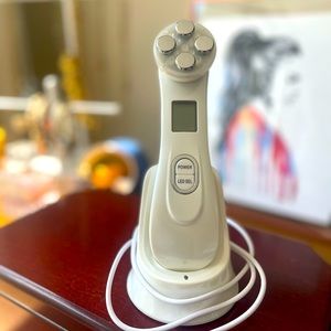 🌸3 for $30🌸 Lux Skin rejuvenated wand